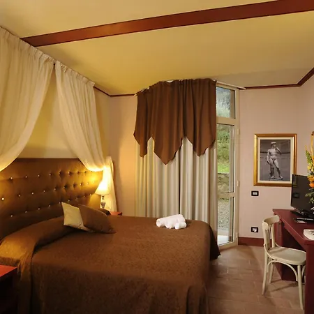 Hotel Antica Tabaccaia 4*